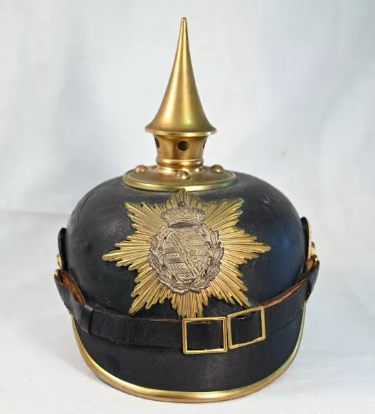 Saxon Infantry EingentumsHelm for an NCO Visuel 1 principal